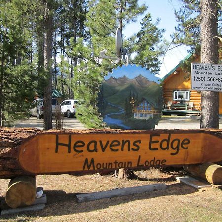 Heavens Edge Mountain Lodge Valemount Exterior photo